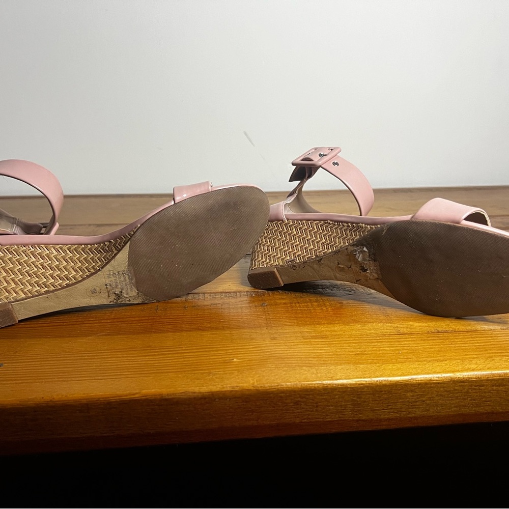 Alfani Wedge - Picture 8 of 8